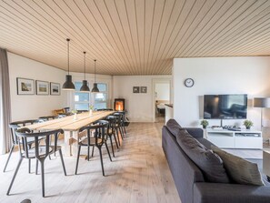 House | Dining