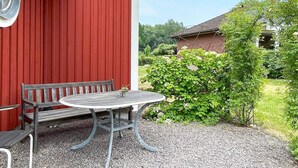 House | Exterior - 7 Person Holiday Home in Motala (Motala)
