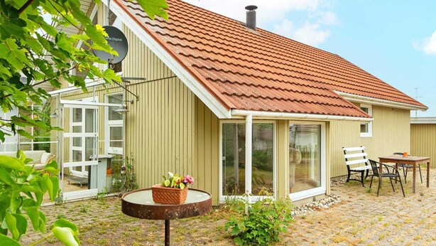 House | Outdoor dining - 8 Person Holiday Home in Borkop (Borkop)