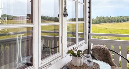 6 Person Holiday Home in Mellerud-by Traum