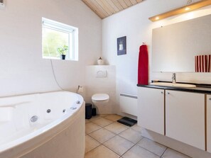 House | Bathroom