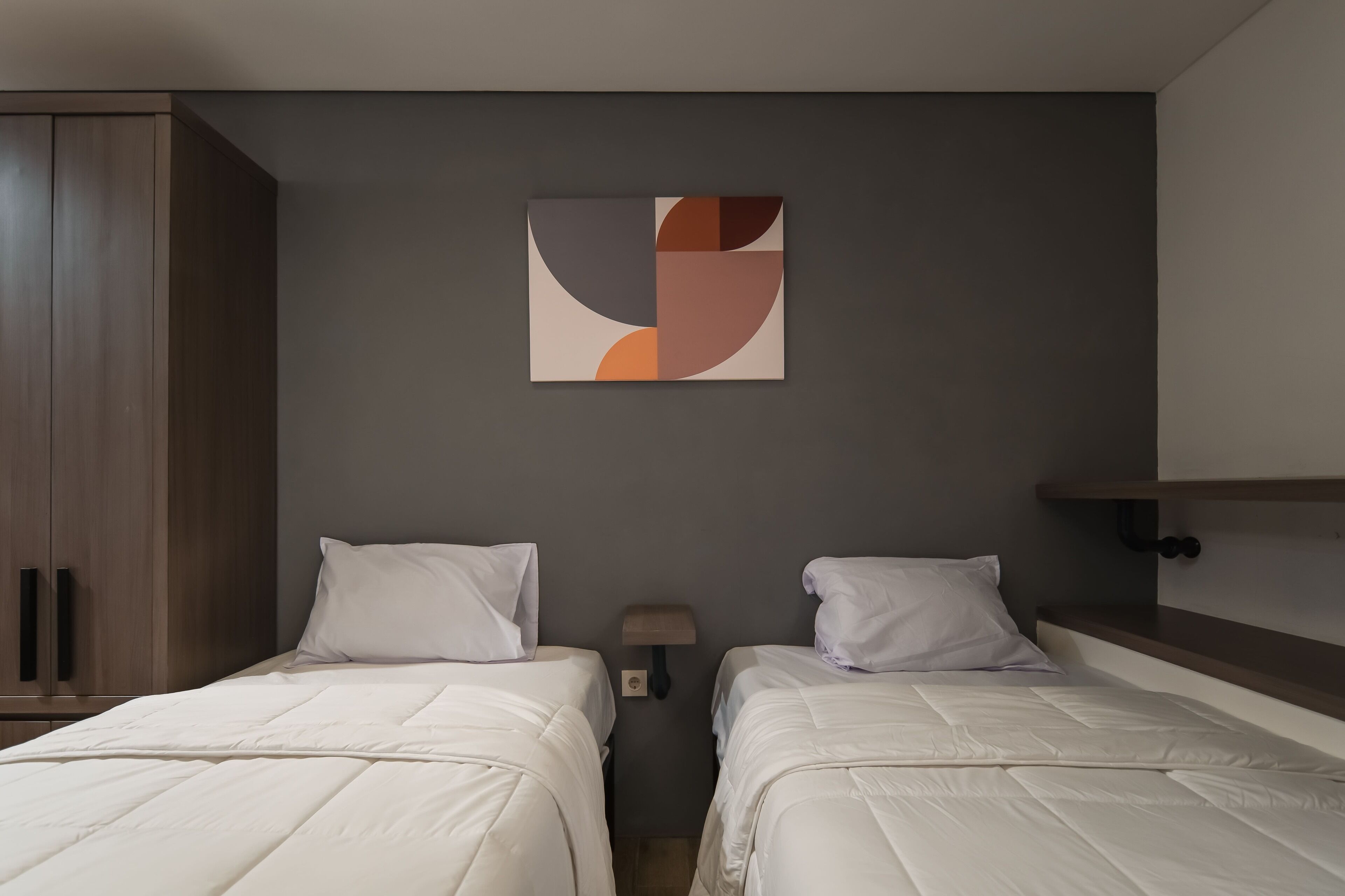 Photo - Cove Art Living