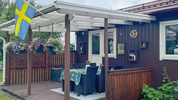 Rumah | Tempat makan outdoor