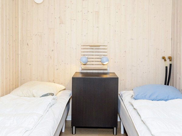 3 habitaciones y muebles diferentes 