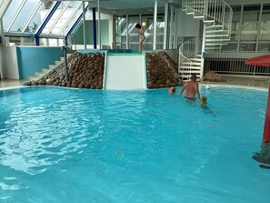 House | Pool