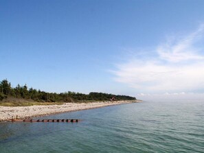 Hus | Utsikt mot vann