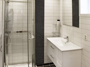 Bathroom - 6 Person Holiday Home in Bud (Averoy)