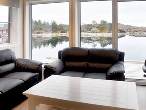 Living area - 6 Person Holiday Home in Bud (Averoy)
