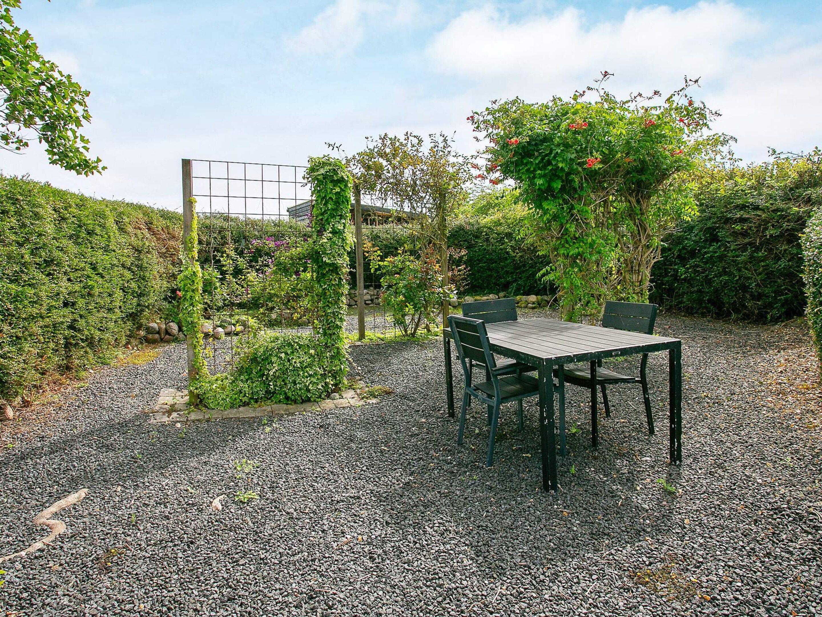 House | Outdoor dining