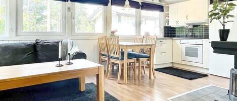 House | Dining