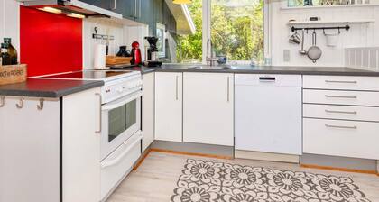 6 Person Holiday Home in Nykobing M