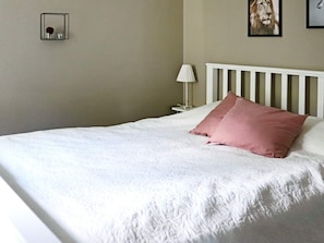 Casa | 2 quartos, individualmente mobiliados