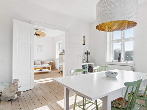 House | Dining - 7 Person Holiday Home in Tranekaer (Tranekaer)