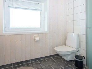 House | Bathroom
