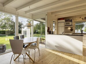 独立别墅 | 用餐