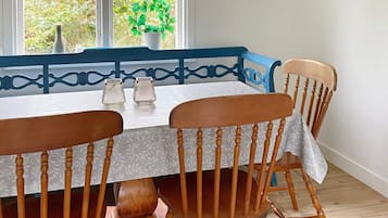 House | Dining