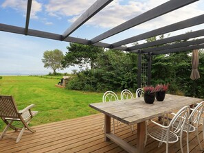 Outdoor dining - 7 Person Holiday Home in Hesselager (Hesselager)