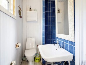 House | Bathroom - 5 Star Holiday Home in Rorvig (Rørvig)