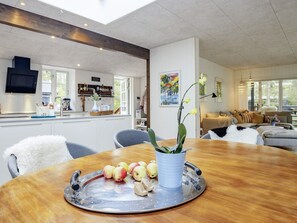 House | Dining - 5 Star Holiday Home in Rorvig (Rørvig)