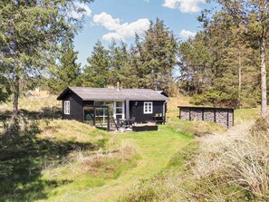 House | Exterior - 4 Person Holiday Home in Blokhus-by Traum (Blokhus)