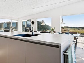 Private kitchen - 5 Star Holiday Home in Lemvig (Lemvig)