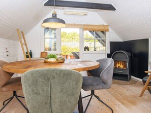 House | Dining - 5 Person Holiday Home in Allingabro (Allingåbro)