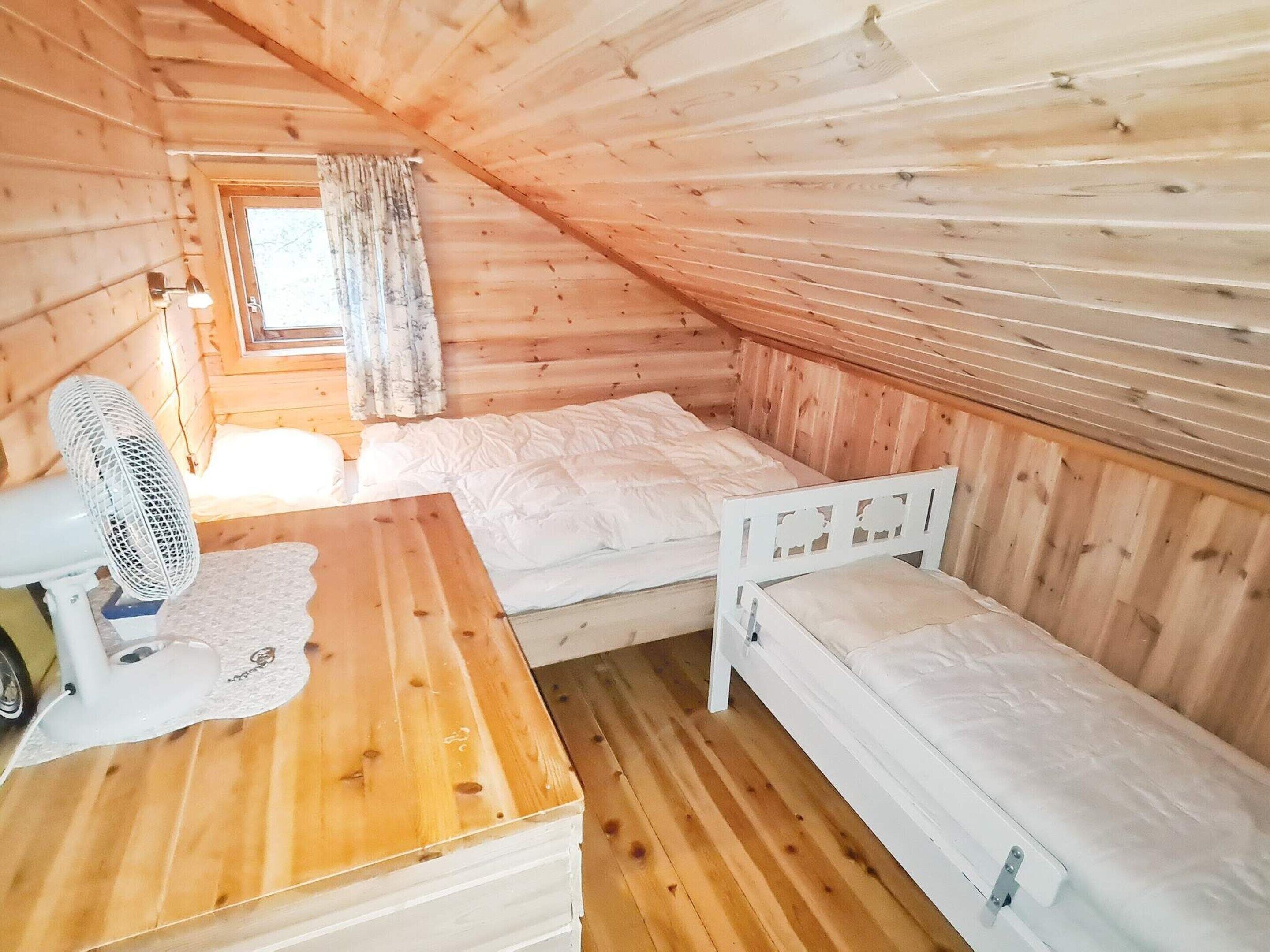 House | 5 bedrooms, individually furnished