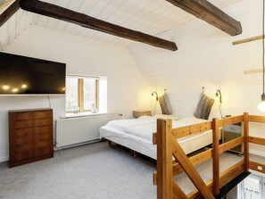 House | 2 bilik tidur, dilengkapkan perabot secara berasingan 