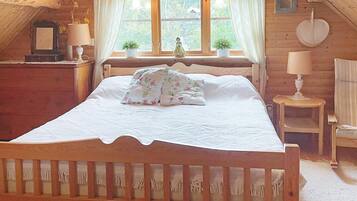 House | 3 bedrooms, individually furnished