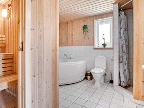 House | Bathroom - 4 Star Holiday Home in Vinderup (Vinderup)