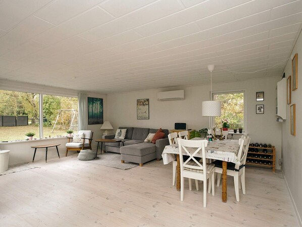 House | Interior - 6 Person Holiday Home in Hojby (Hojby)