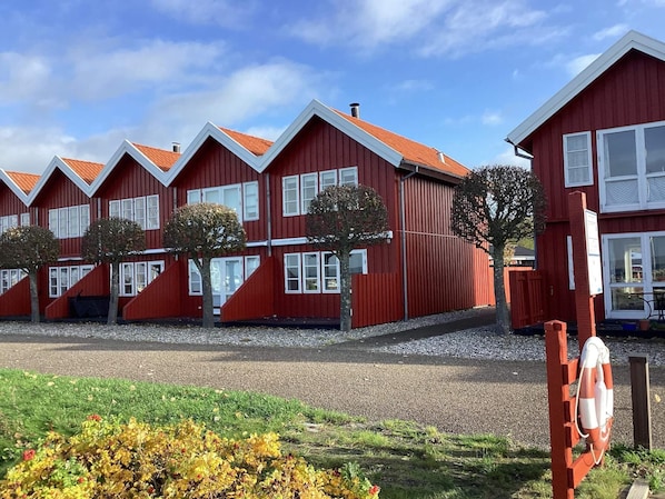 House | Exterior - 4 Star Holiday Home in Ebeltoft (Ebeltoft)