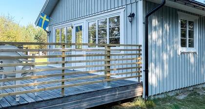 6 Person Holiday Home in Olofstrom-by Traum