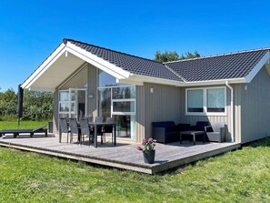House | Property amenity - Modern Beach House in Marielyst - By Traum Ferienwohnungen (Vaeggerlose)