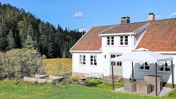 House | Exterior