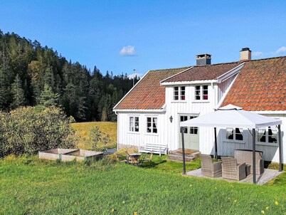 5 Person Holiday Home in Grimstad-by Traum