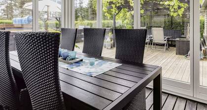 5 Star Holiday Home in Hals