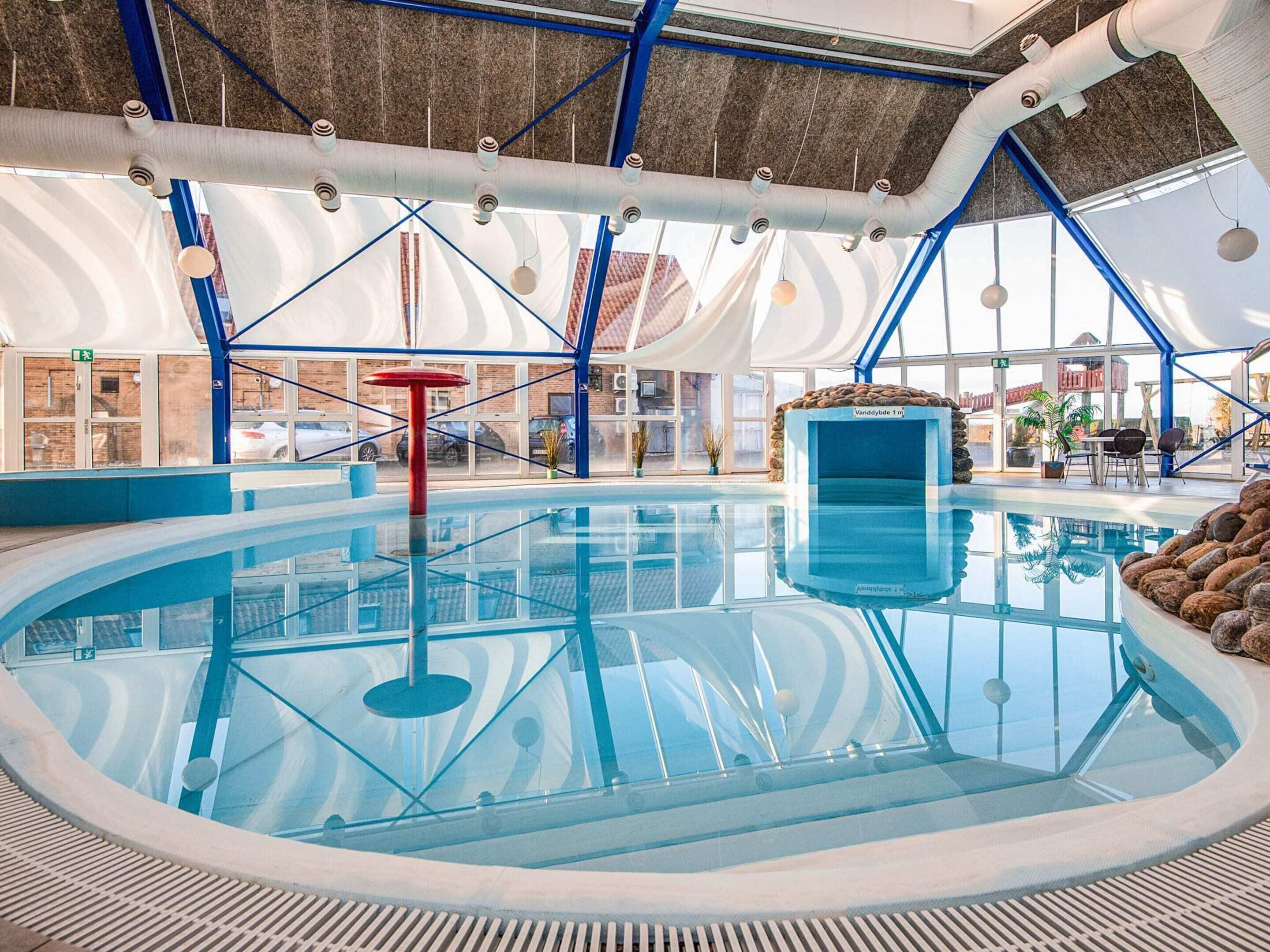 House | Kolam renang