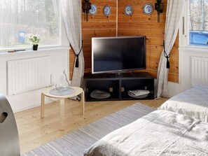 House | 1 bedroom, individually furnished - 2 Person Holiday Home in Holmsjo (Holmsjö)