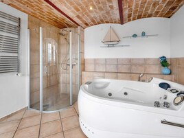 House | Bathroom