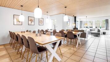 House | Tempat makan