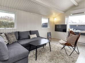 Living area - 5 Person Holiday Home in Karrebaeksminde (Karrebæksminde)