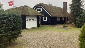 Unclassified image, 3 of 29, button - 6 Person Holiday Home in Norre Nebel (Norre Nebel)