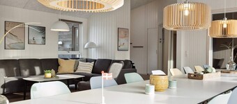 Spacious Retreat for 20 - By Traum Ferienwohnungen