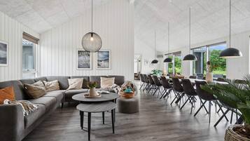 House | Dining