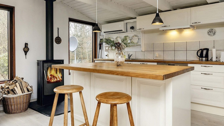 6 Person Holiday Home in Bogense