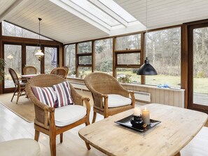 House | Dining