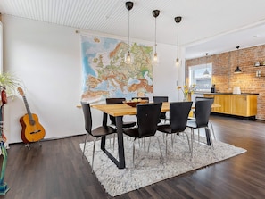 House | Dining