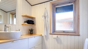 House | Bathroom - 6 Person Holiday Home in Lokken (Lokken)