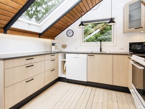 House | Private kitchen - 5 Person Holiday Home in Toftlund (Toftlund)